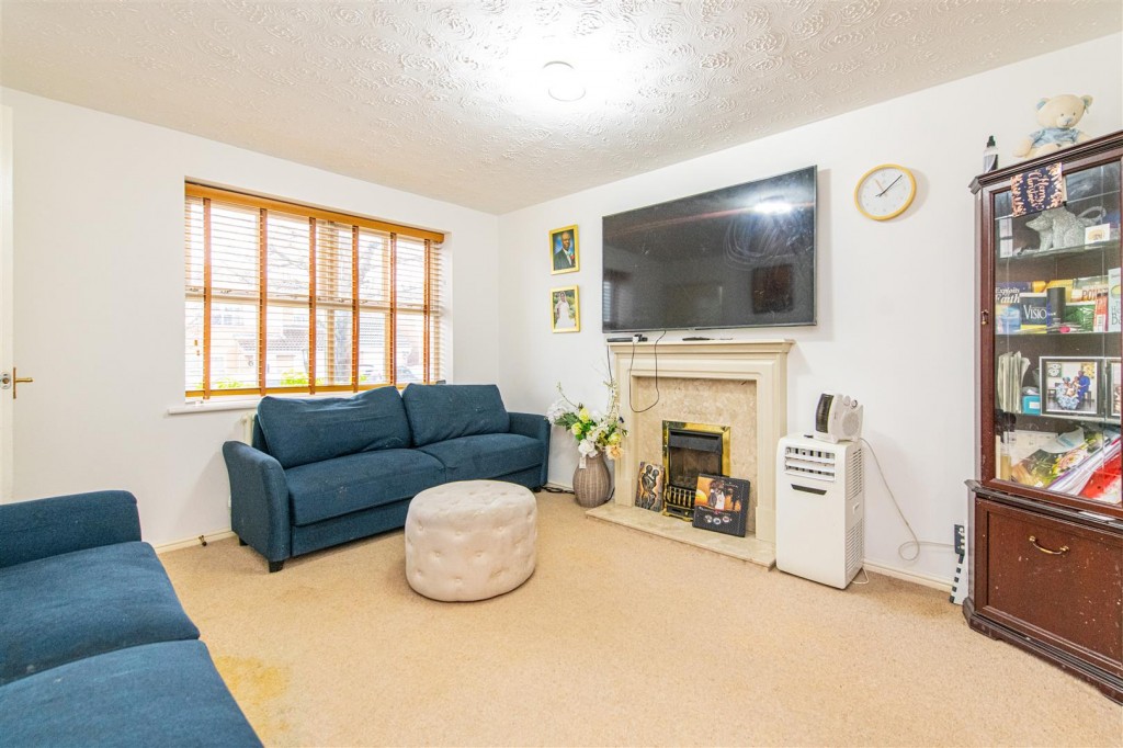 Images for Pendle Avenue, Kettering EAID:oscarjamesapi BID:2