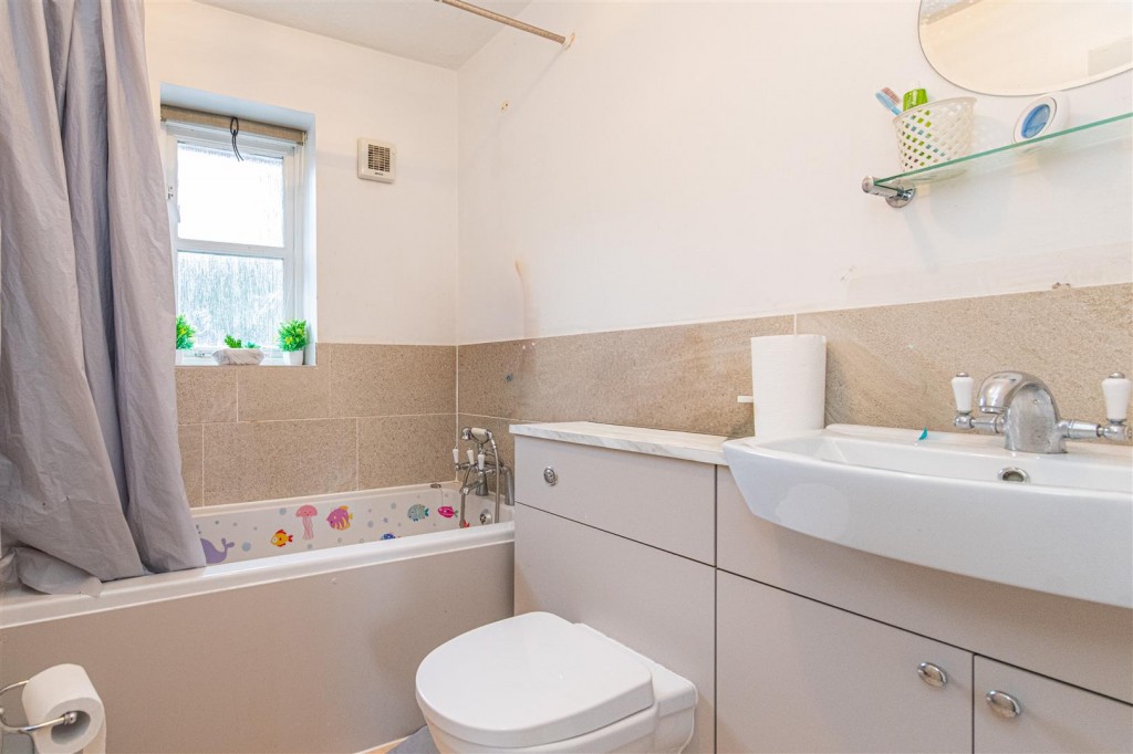 Images for Pendle Avenue, Kettering EAID:oscarjamesapi BID:2