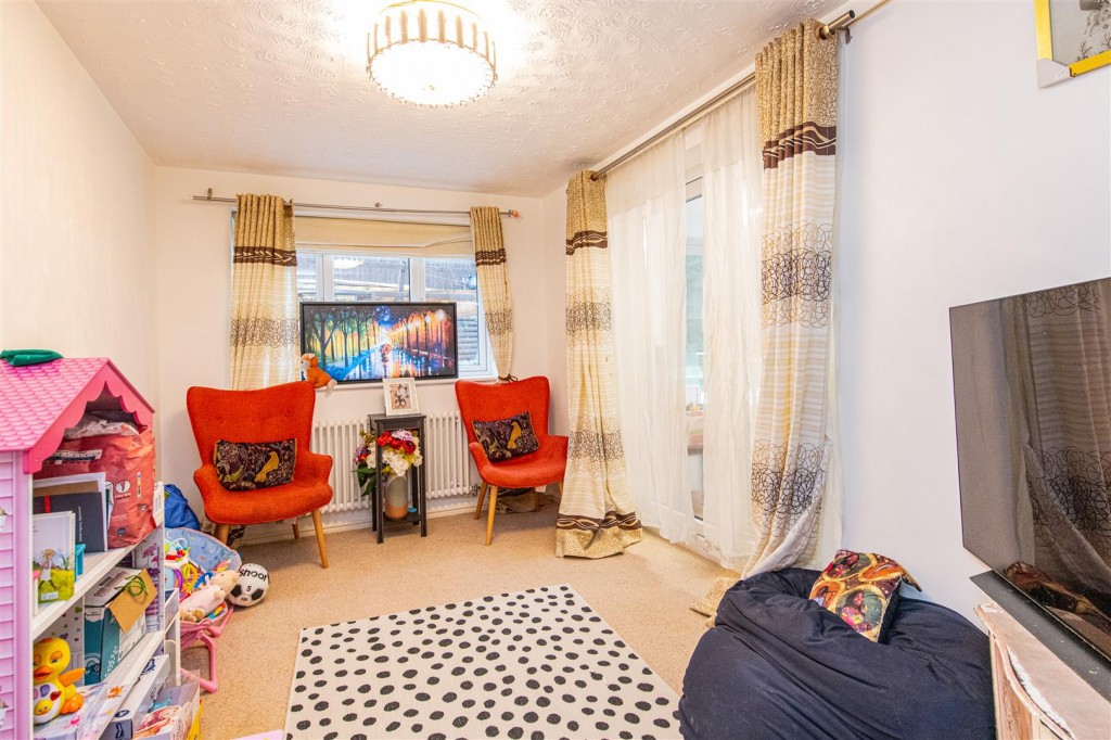 Images for Pendle Avenue, Kettering EAID:oscarjamesapi BID:2