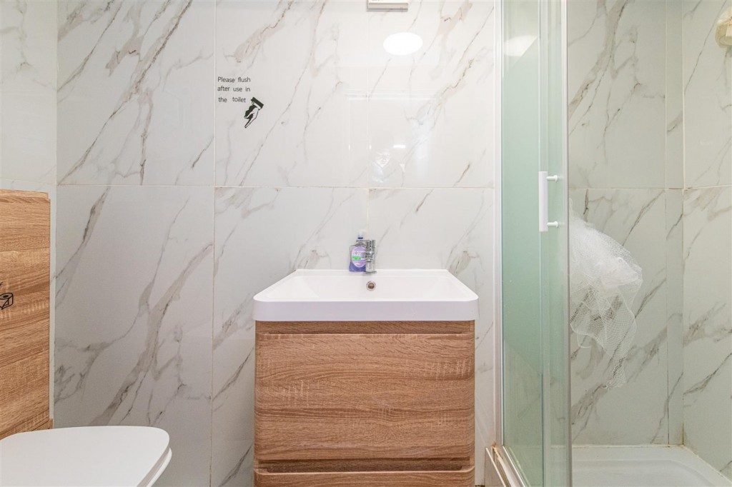 Images for Pendle Avenue, Kettering EAID:oscarjamesapi BID:2