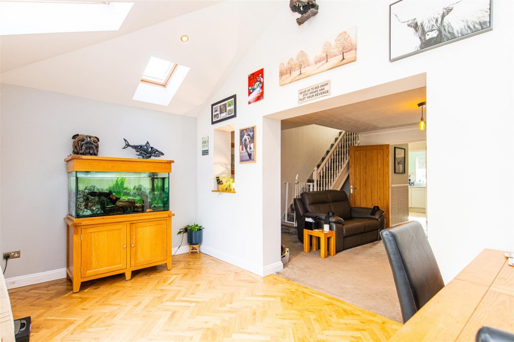 Images for Morby Court, Burton Latimer EAID:oscarjamesapi BID:3