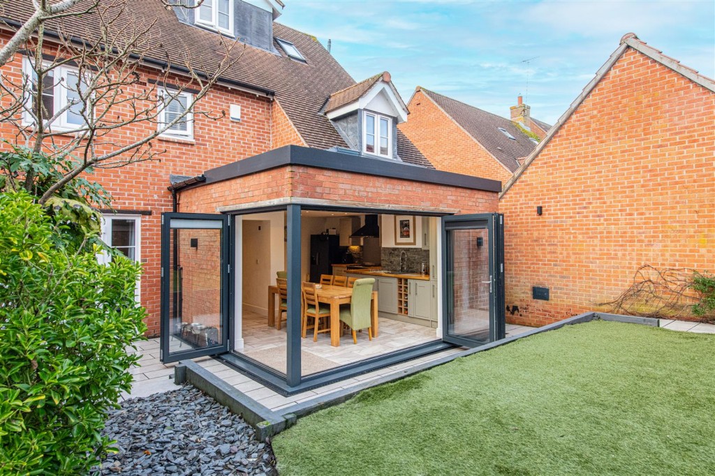 Images for Padmans Close., Mawsley EAID:oscarjamesapi BID:2