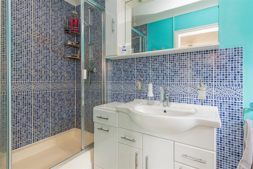 Images for Riverview, Burton Latimer EAID:oscarjamesapi BID:3