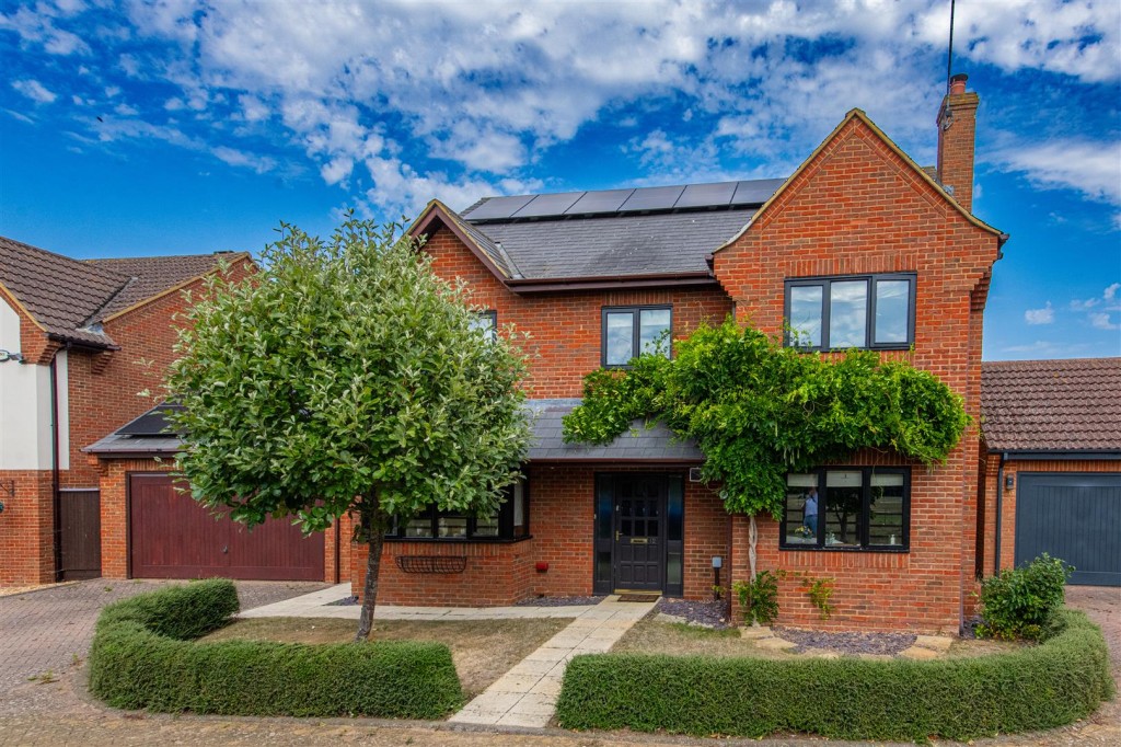 Images for Riverview, Burton Latimer EAID:oscarjamesapi BID:3