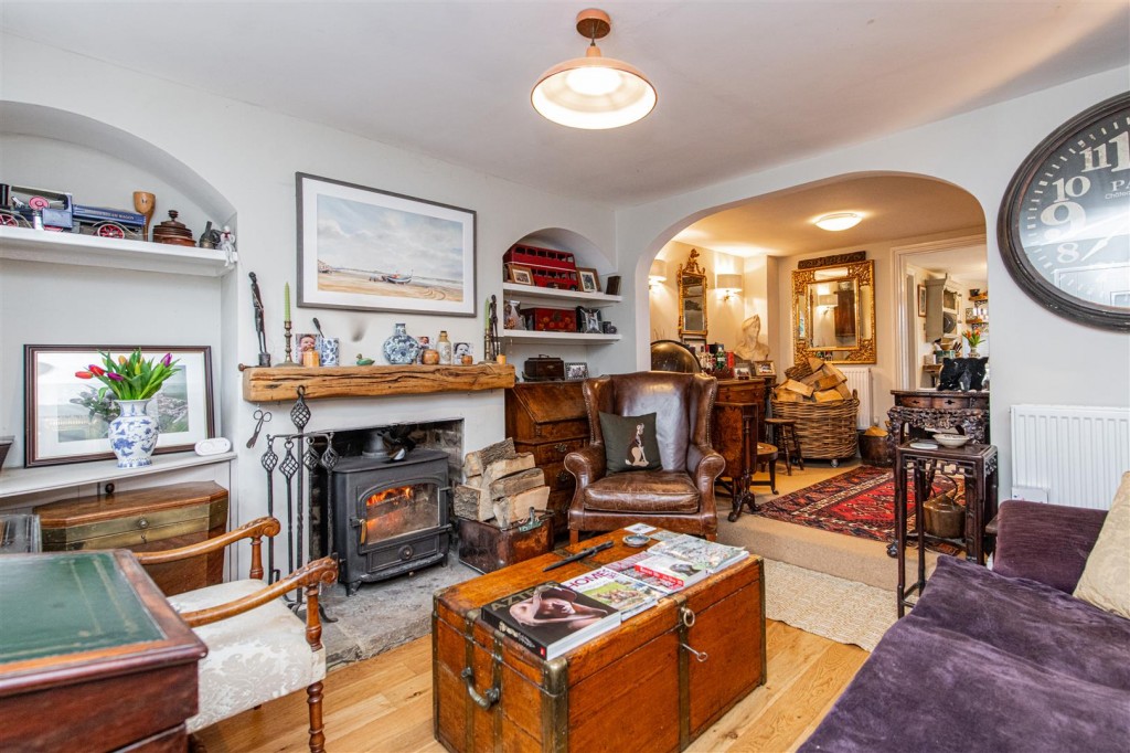 Images for High Street, Denford EAID:oscarjamesapi BID:3