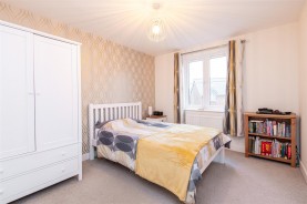 Images for Thistle Drive, Desborough