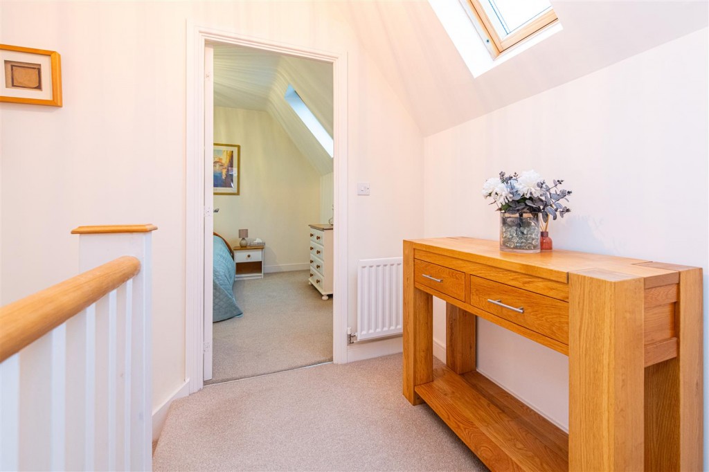 Images for Thistle Drive, Desborough EAID:oscarjamesapi BID:2