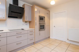 Images for Thistle Drive, Desborough
