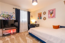 Images for London Road, Priors Hall