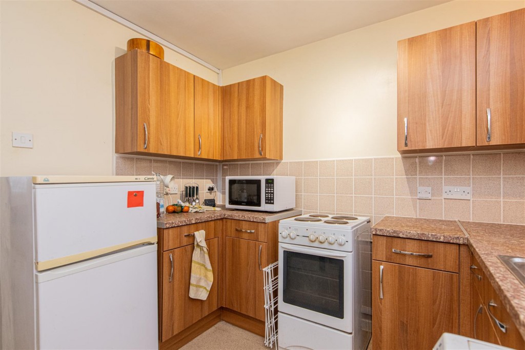 Images for Hunters Close, Northampton EAID:oscarjamesapi BID:1