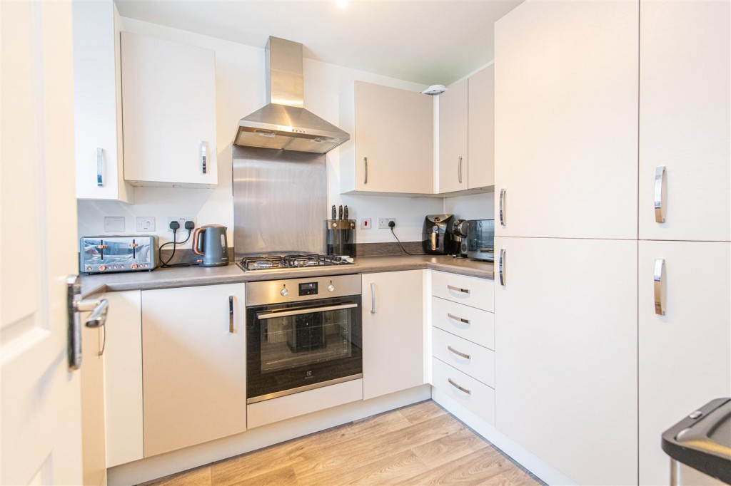 Images for Emerson Court, Barton Seagrave EAID:oscarjamesapi BID:3