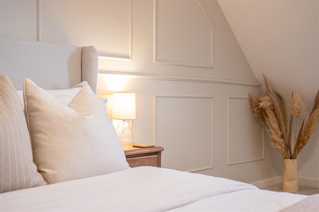 Images for Fallow Road EAID:oscarjamesapi BID:2