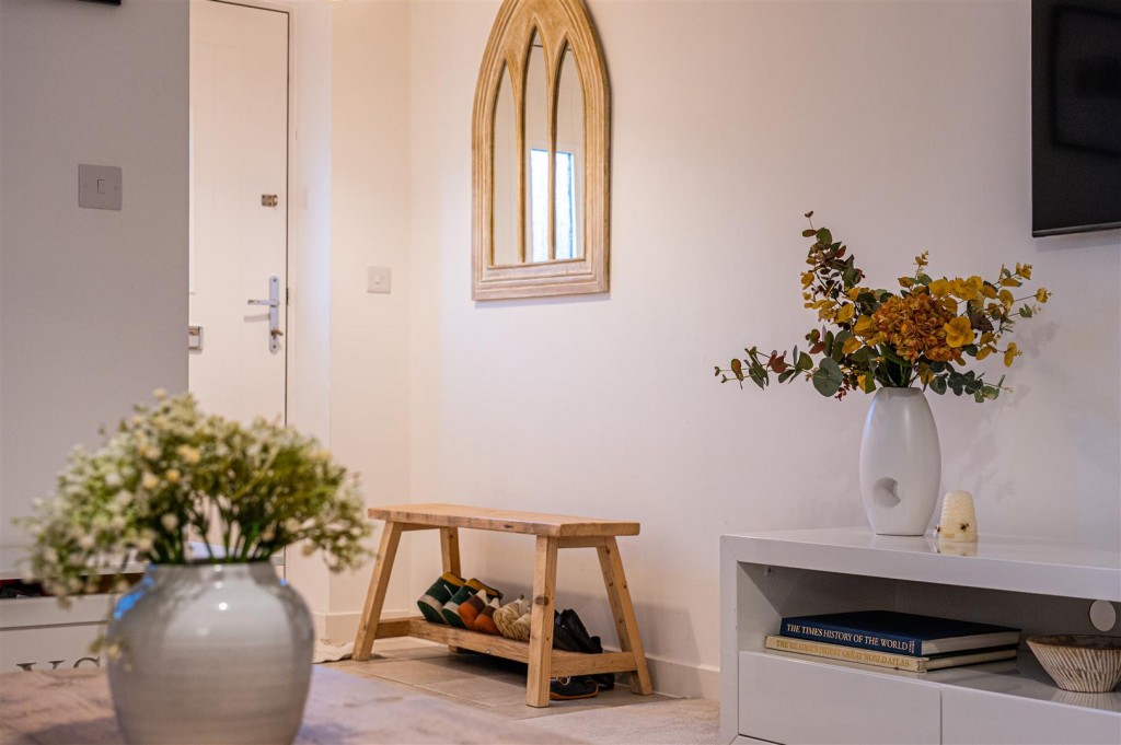 Images for Fallow Road EAID:oscarjamesapi BID:2