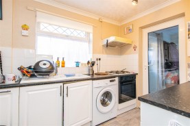 Images for Bishops Drive, Kettering