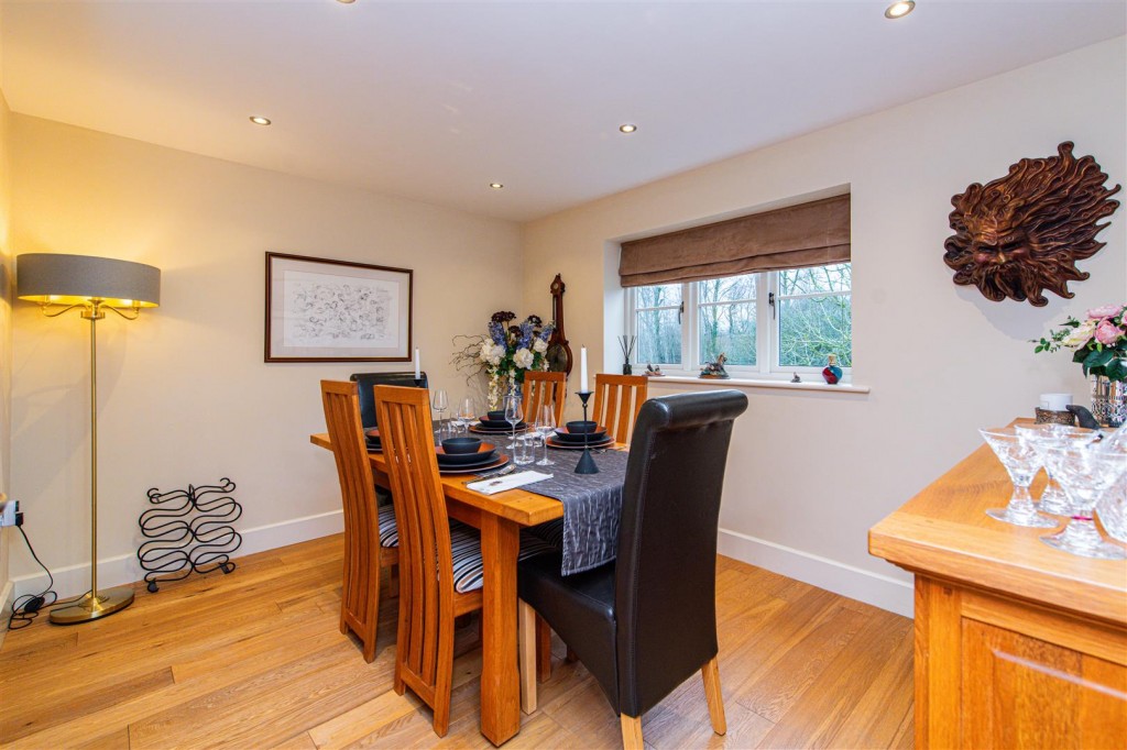 Images for Deenethorpe, East Northamptonshire EAID:oscarjamesapi BID:4