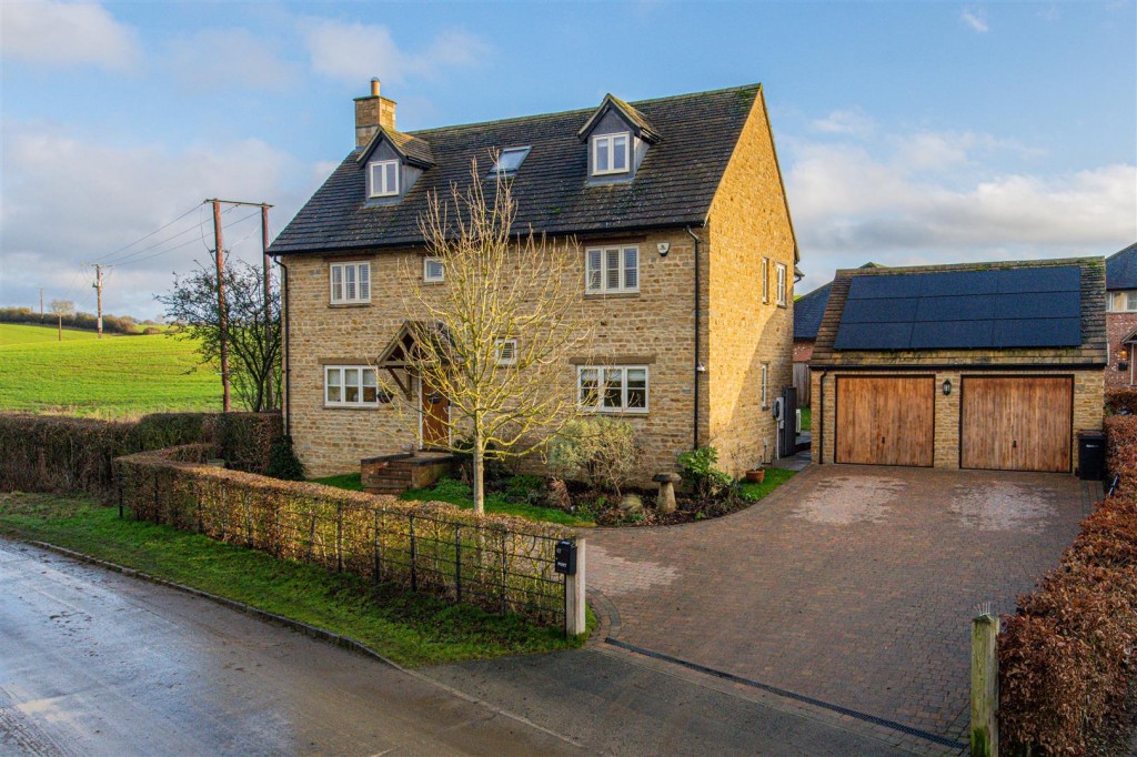 Images for Deenethorpe, East Northamptonshire EAID:oscarjamesapi BID:4