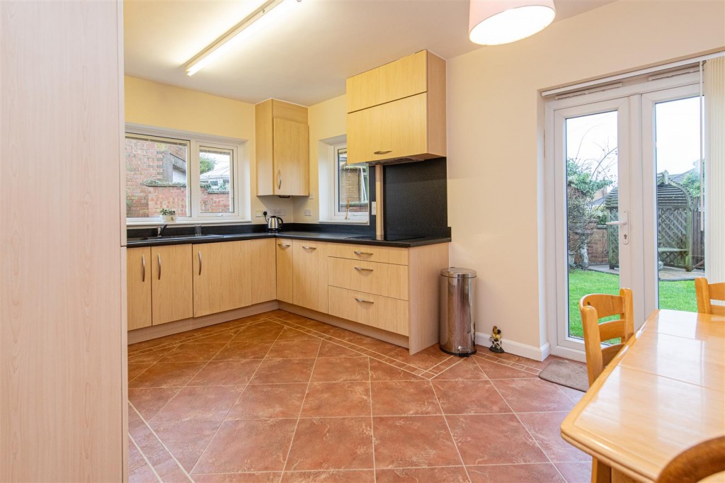 Images for West Way, Kettering EAID:oscarjamesapi BID:2