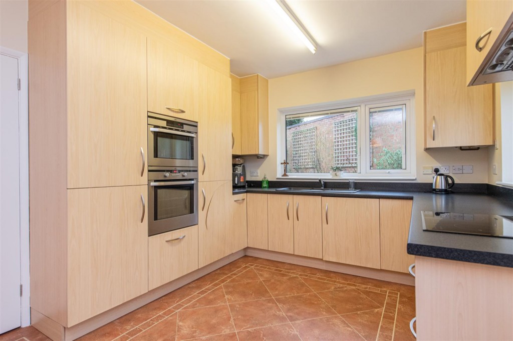 Images for West Way, Kettering EAID:oscarjamesapi BID:2