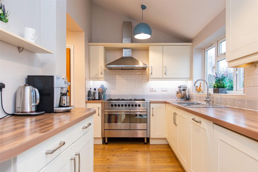 Images for The Vale, Northampton EAID:oscarjamesapi BID:1