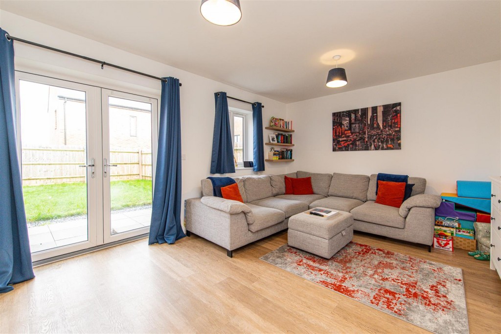 Images for Saddlers Drive, Barton Seagrave EAID:oscarjamesapi BID:3