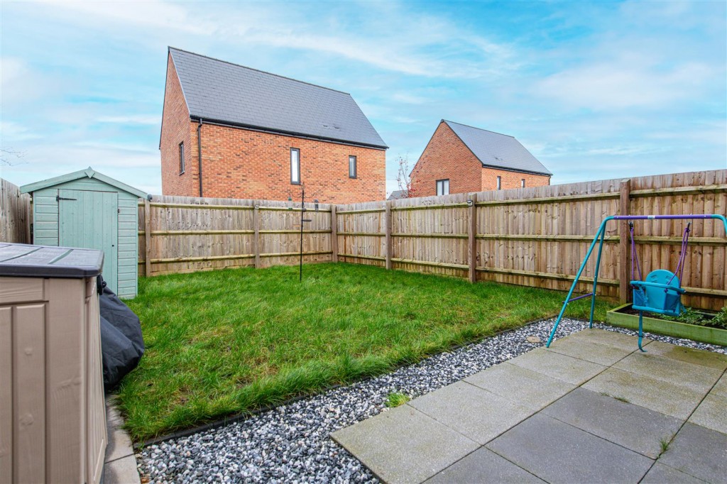 Images for Saddlers Drive, Barton Seagrave EAID:oscarjamesapi BID:3