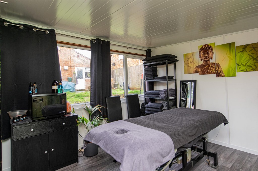 Images for Antona Close, Raunds EAID:oscarjamesapi BID:8