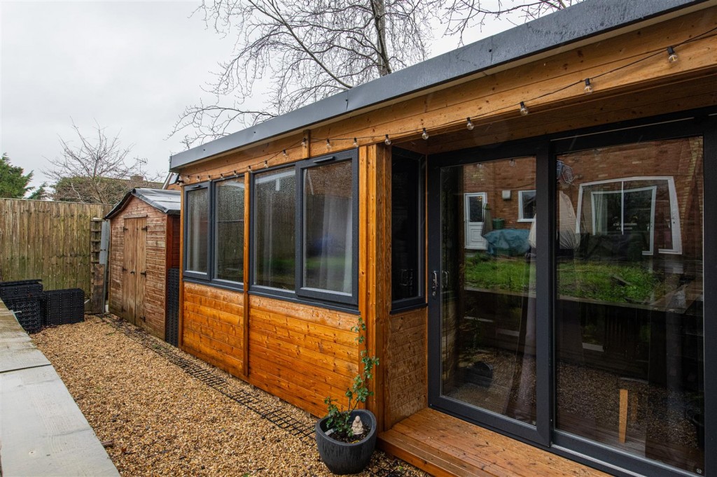 Images for Antona Close, Raunds EAID:oscarjamesapi BID:8