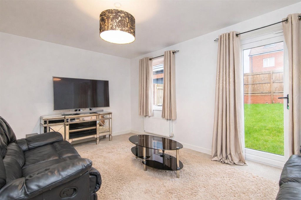 Images for Thornton Avenue, Barton Seagrave EAID:oscarjamesapi BID:3