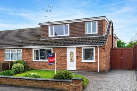 Images for Essex Gardens, Market Harborough