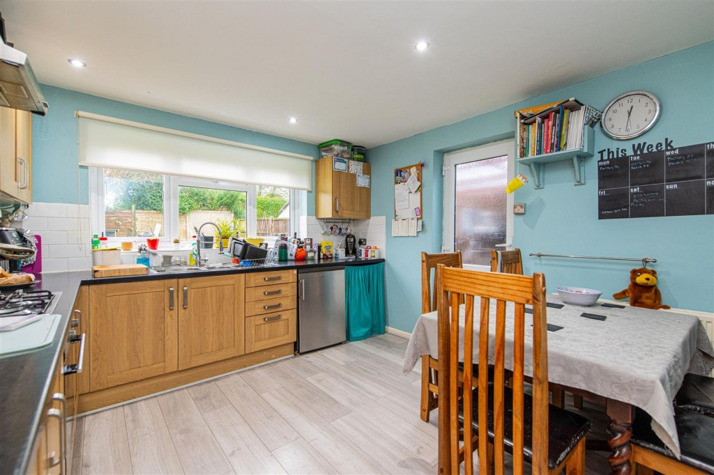 Images for Essex Gardens, Market Harborough EAID:oscarjamesapi BID:5