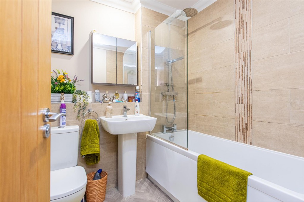 Images for Chichele Street, Higham Ferrers EAID:oscarjamesapi BID:8