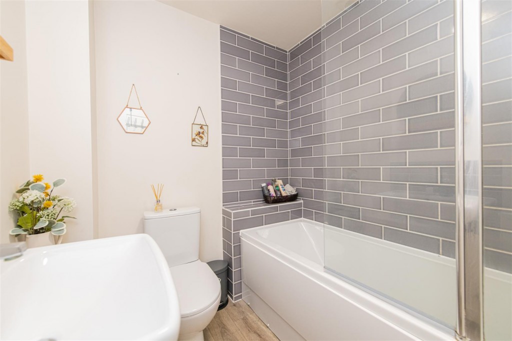 Images for Grimsthorpe Avenue, Barton Seagrave EAID:oscarjamesapi BID:2