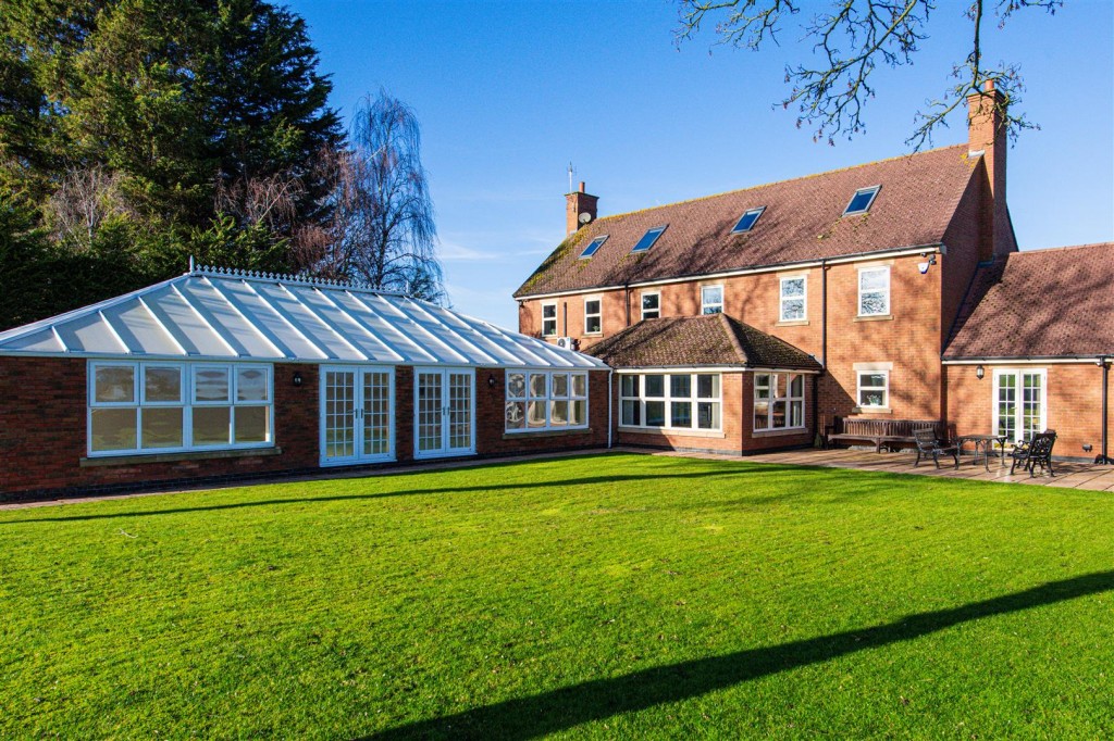 Images for Chelveston Road, Stanwick, Wellingborough EAID:oscarjamesapi BID:6