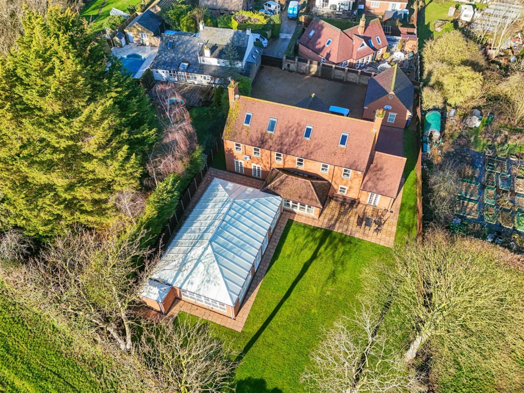 Images for Chelveston Road, Stanwick, Wellingborough EAID:oscarjamesapi BID:6