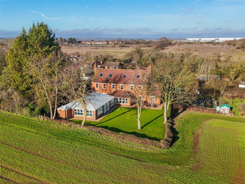 Images for Chelveston Road, Stanwick, Wellingborough EAID:oscarjamesapi BID:6