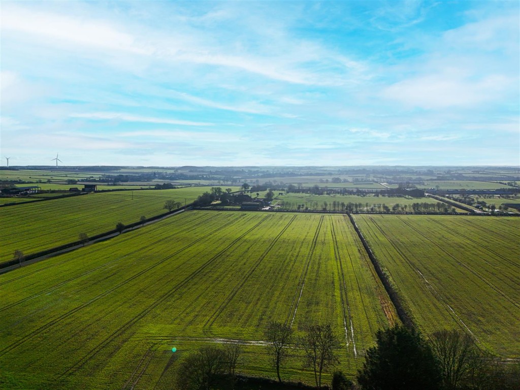 Images for Chelveston Road, Stanwick, Wellingborough EAID:oscarjamesapi BID:6