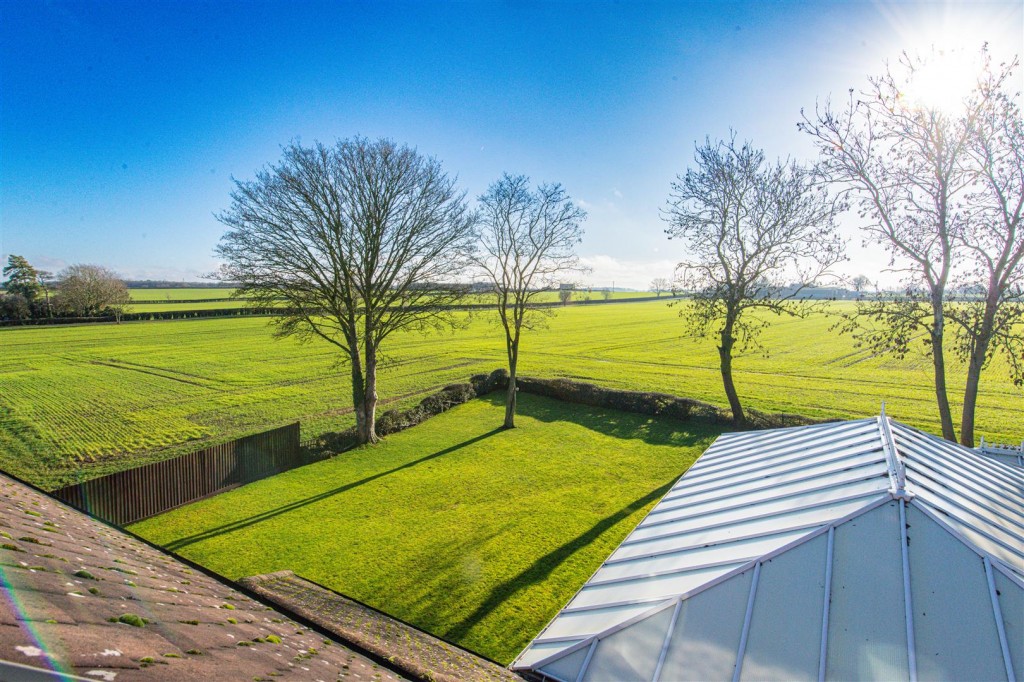 Images for Chelveston Road, Stanwick, Wellingborough EAID:oscarjamesapi BID:6