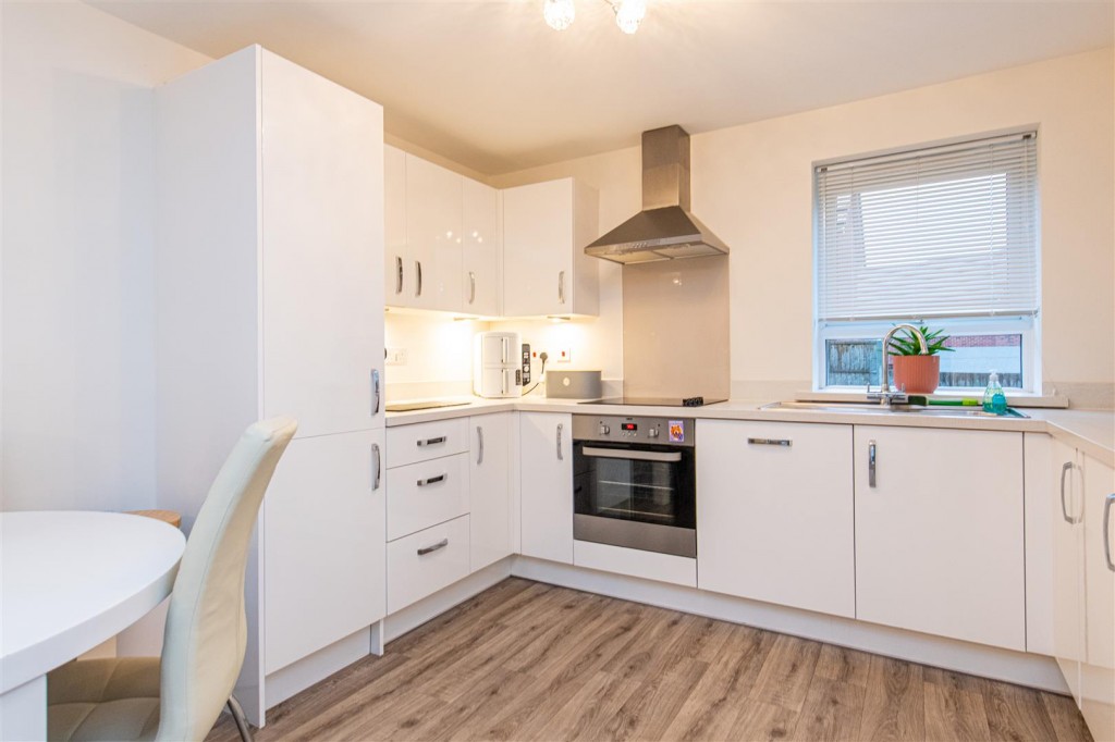 Images for Flat 1, 25, Bunnet Road, Wellingborough EAID:oscarjamesapi BID:6