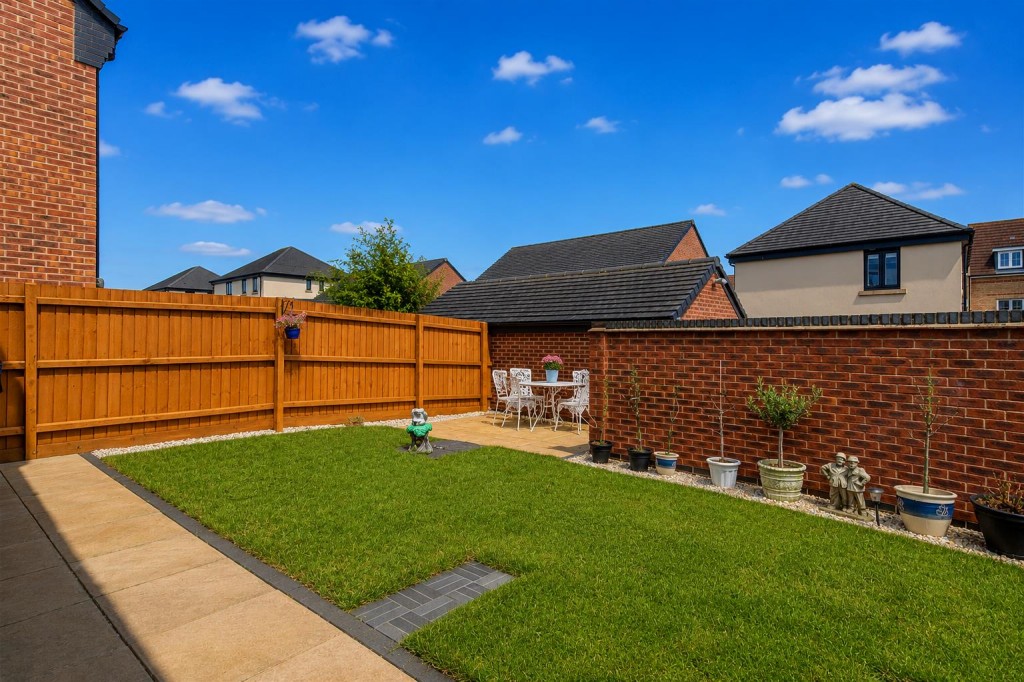 Images for Slough Close, Corby EAID:oscarjamesapi BID:4