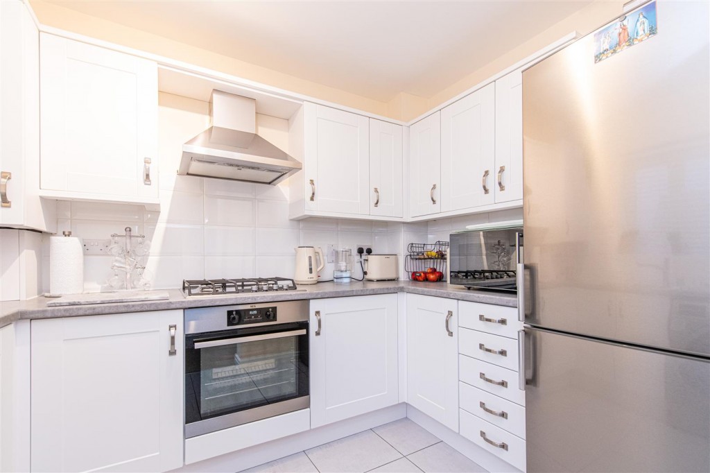 Images for Slough Close, Corby EAID:oscarjamesapi BID:4