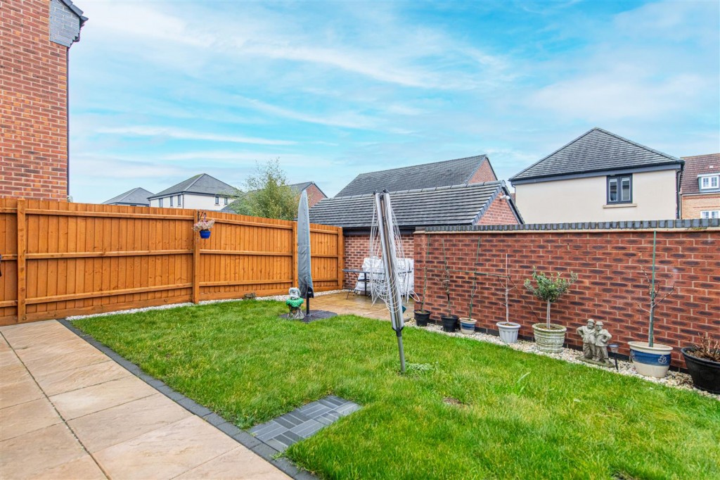 Images for Slough Close, Corby EAID:oscarjamesapi BID:4