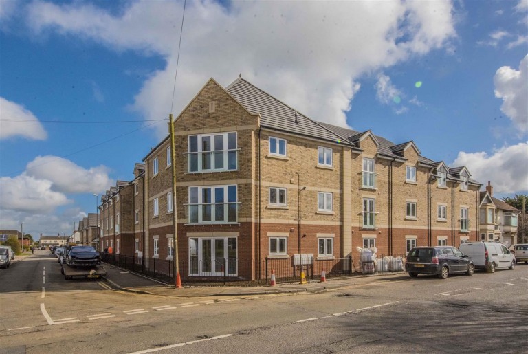 Chichele Street, Higham Ferrers, Rushden - EAID:oscarjamesapi, BID:2