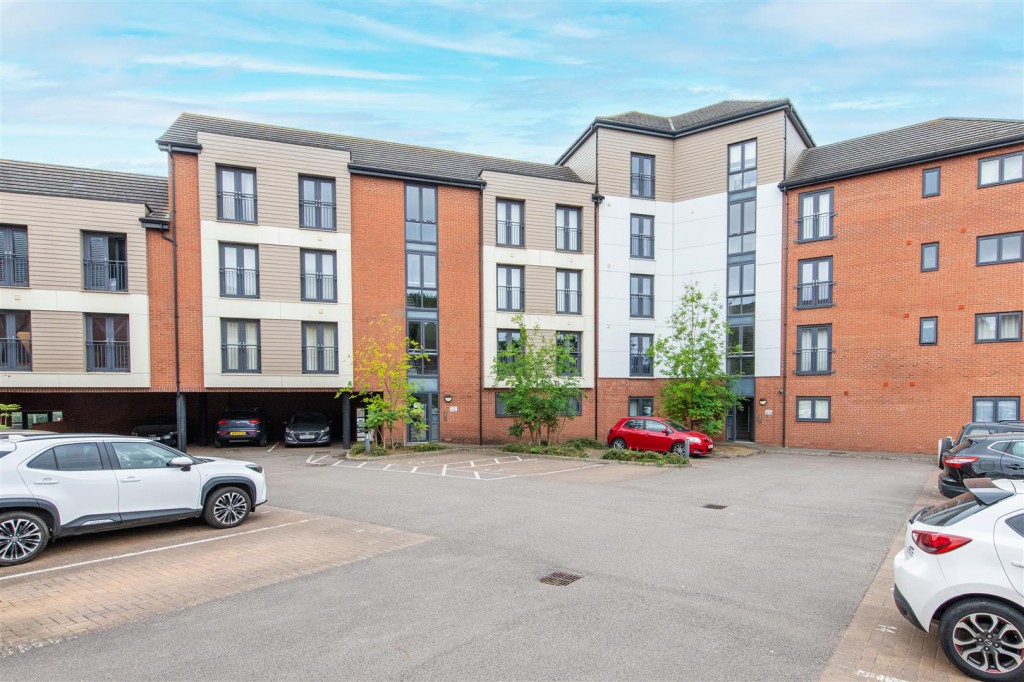 Images for Railway View, Kettering EAID:oscarjamesapi BID:2