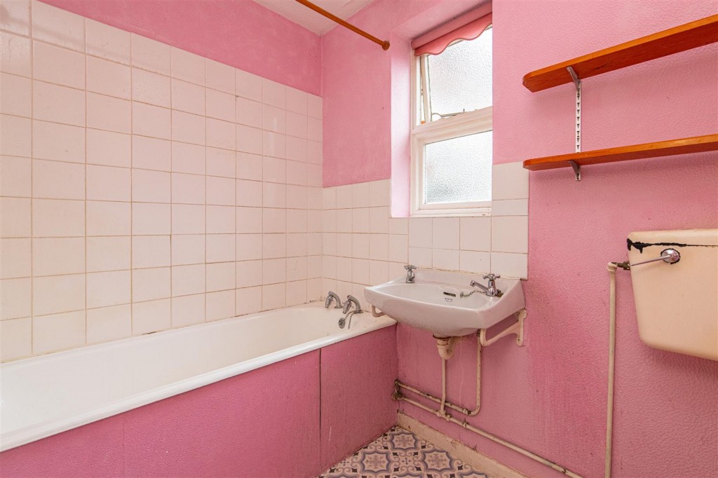 Images for Arden Close, Market Harborough EAID:oscarjamesapi BID:5