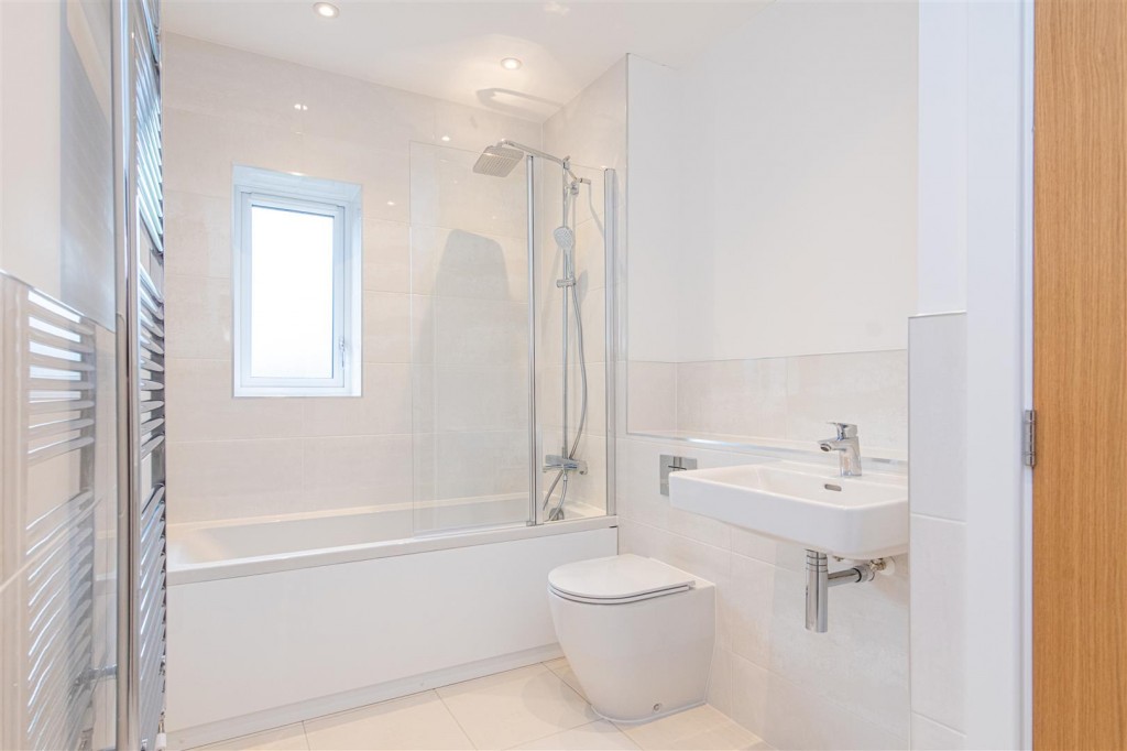 Images for Ahern Close, Bozeat, Wellingborough EAID:oscarjamesapi BID:6