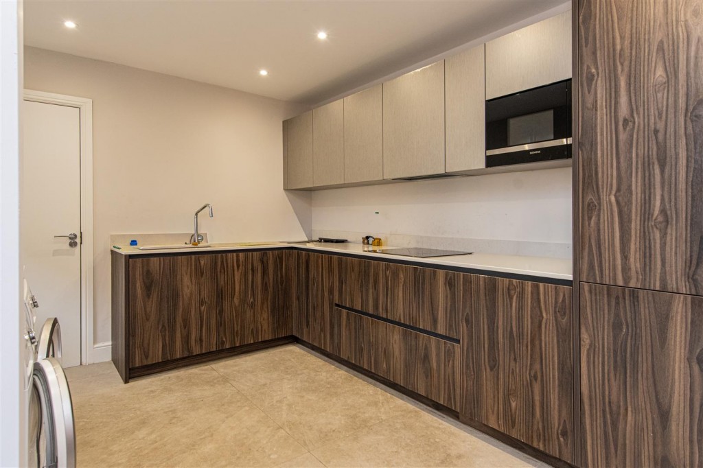 Images for SUPERB INVESTMENT OPPORTUNITY -HMO -York Road, Kettering EAID:oscarjamesapi BID:2