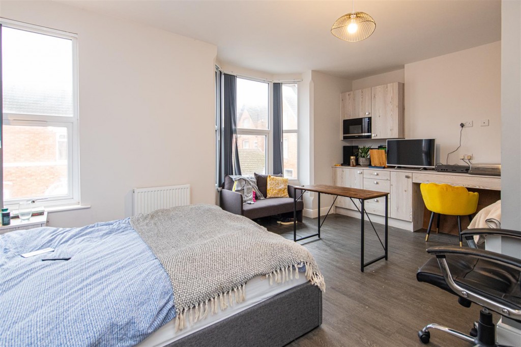 Images for SUPERB INVESTMENT OPPORTUNITY -HMO -York Road, Kettering EAID:oscarjamesapi BID:2