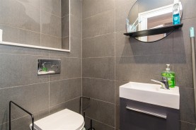 Images for SUPERB INVESTMENT OPPORTUNITY -HMO -York Road, Kettering