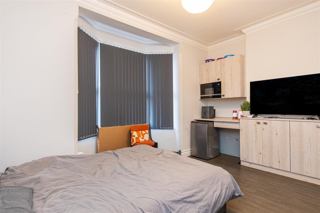 Images for SUPERB INVESTMENT OPPORTUNITY -HMO -York Road, Kettering EAID:oscarjamesapi BID:2