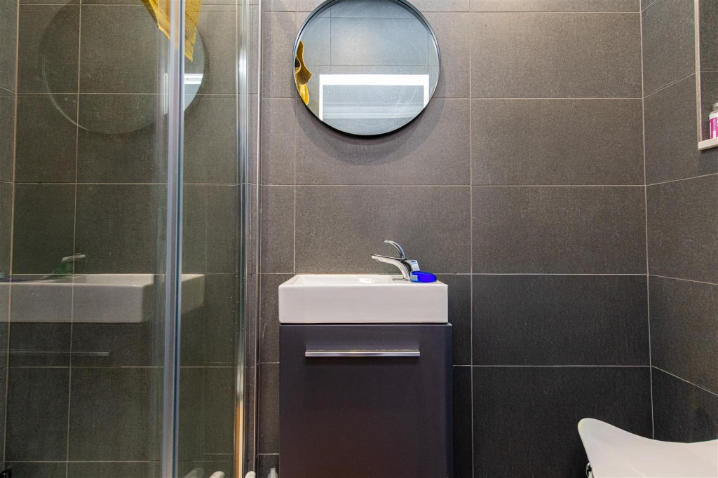 Images for SUPERB INVESTMENT OPPORTUNITY -HMO -York Road, Kettering EAID:oscarjamesapi BID:2